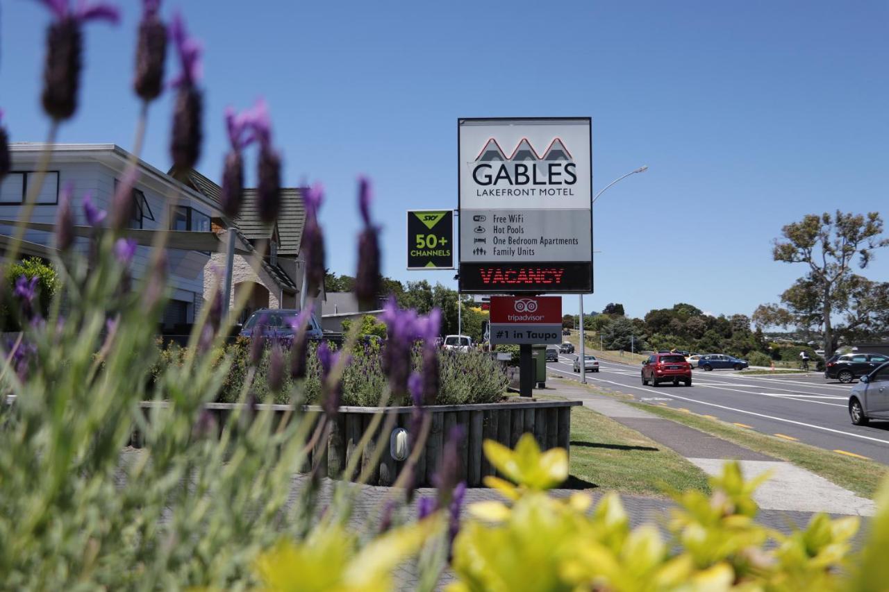 Gables Lakefront Resort Taupo Exterior photo