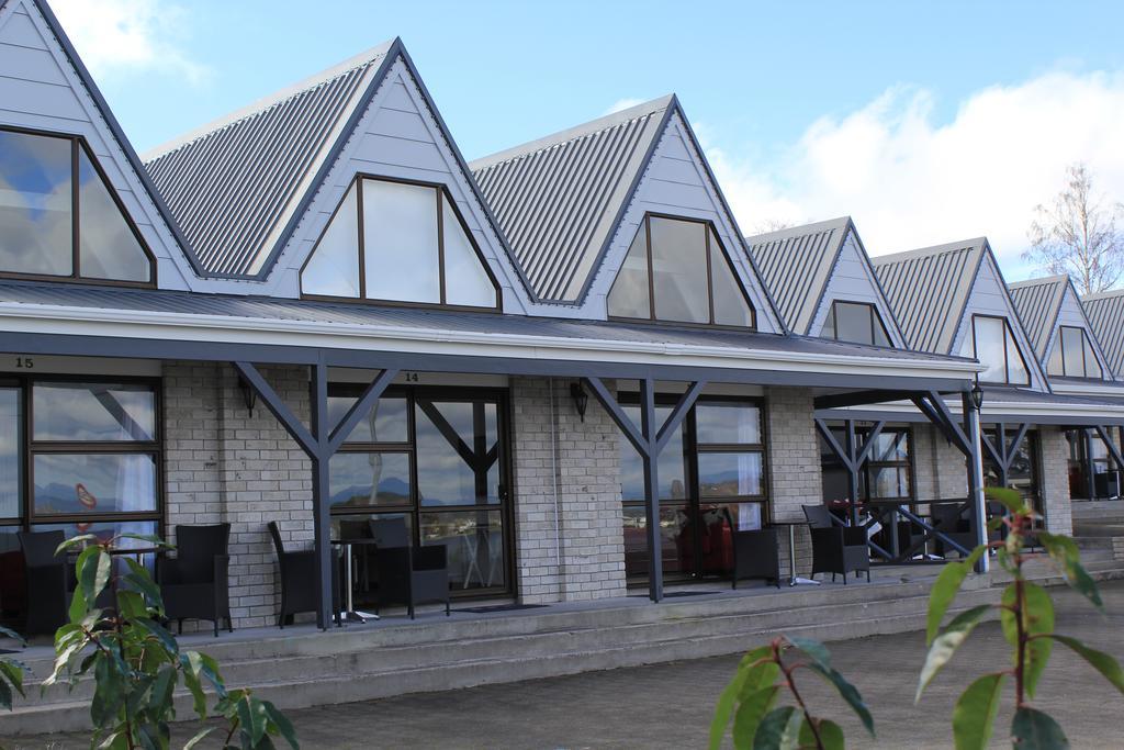 Gables Lakefront Resort Taupo Exterior photo